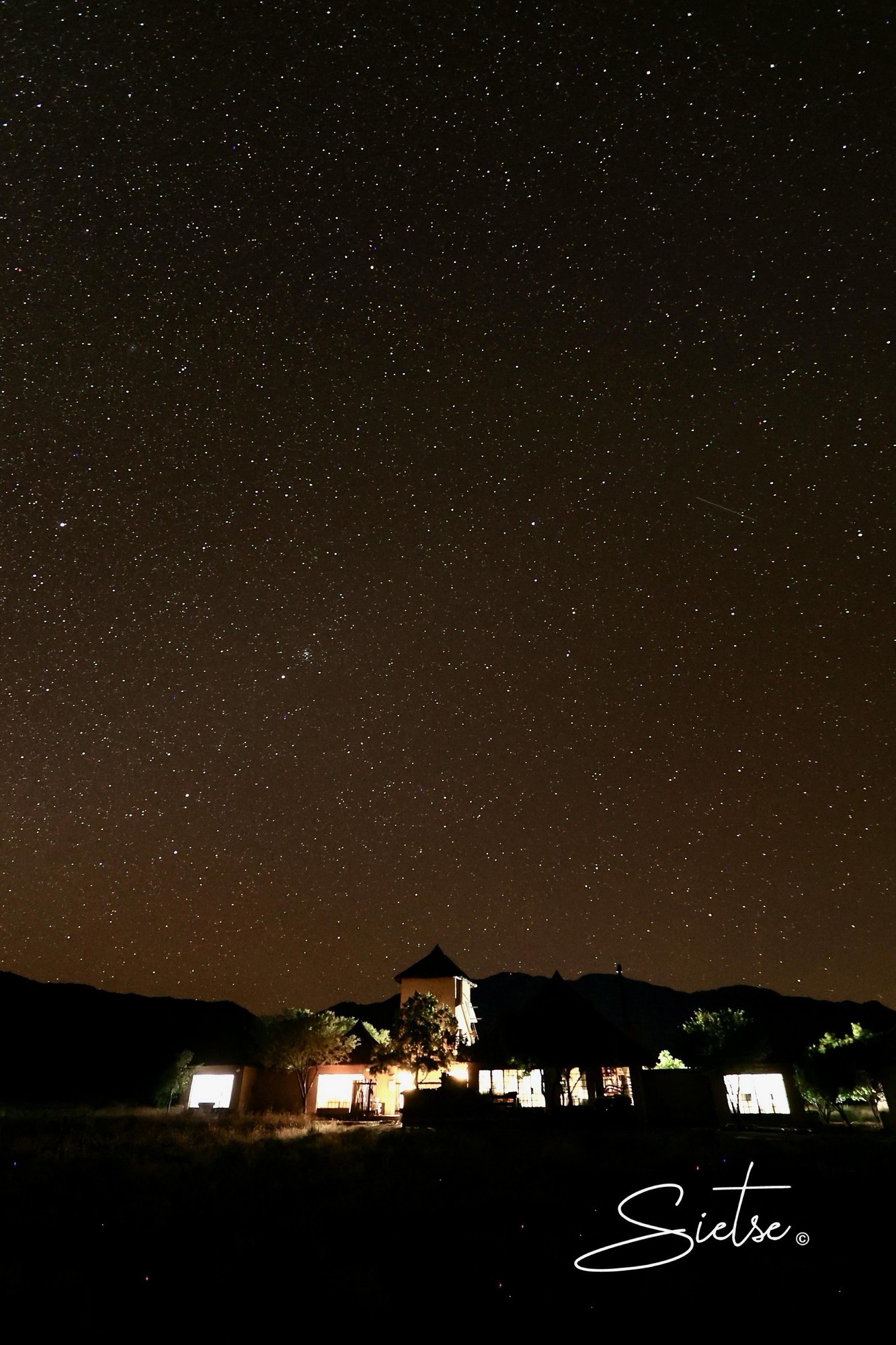 Raptor Ridge Lodge, Gariepdam